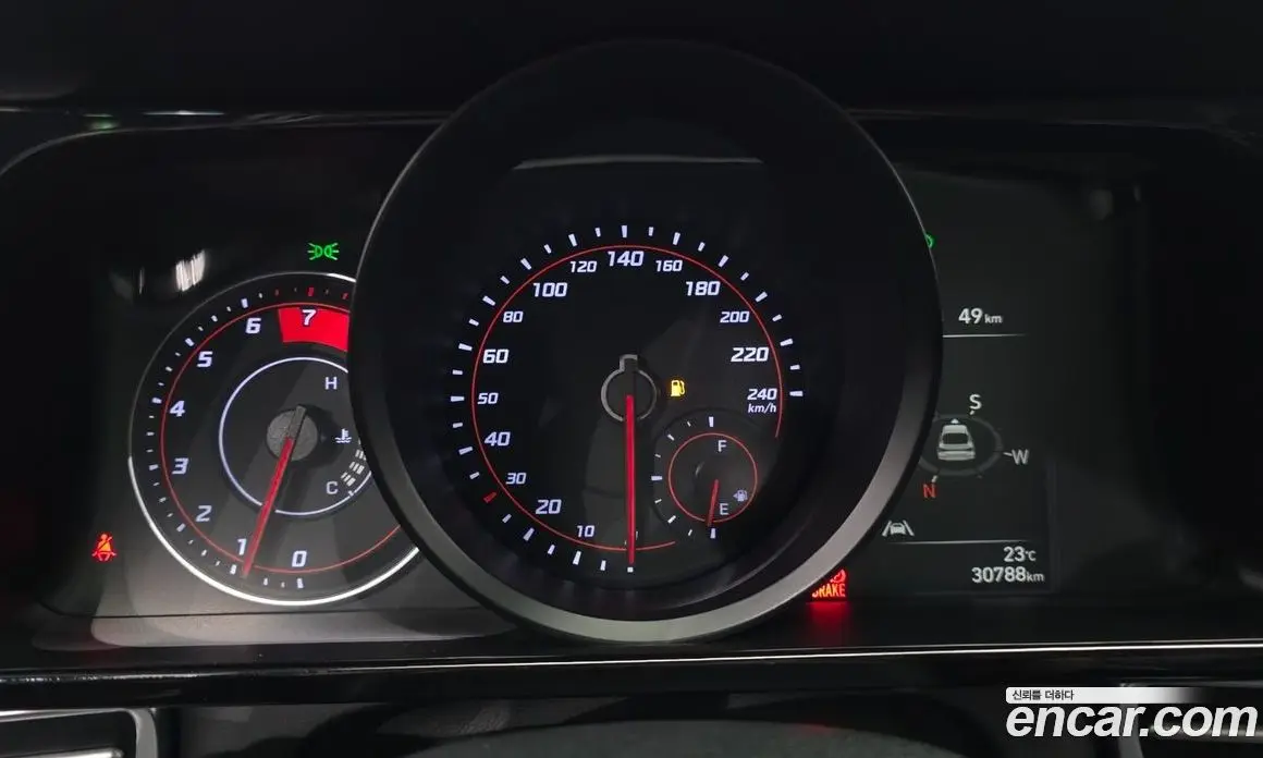 Hyundai Avante 2021 1.6 автомат (гидро), фото 11