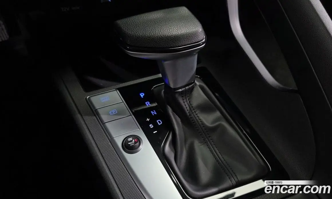 Hyundai Avante 2021 1.6 автомат (гидро), фото 12
