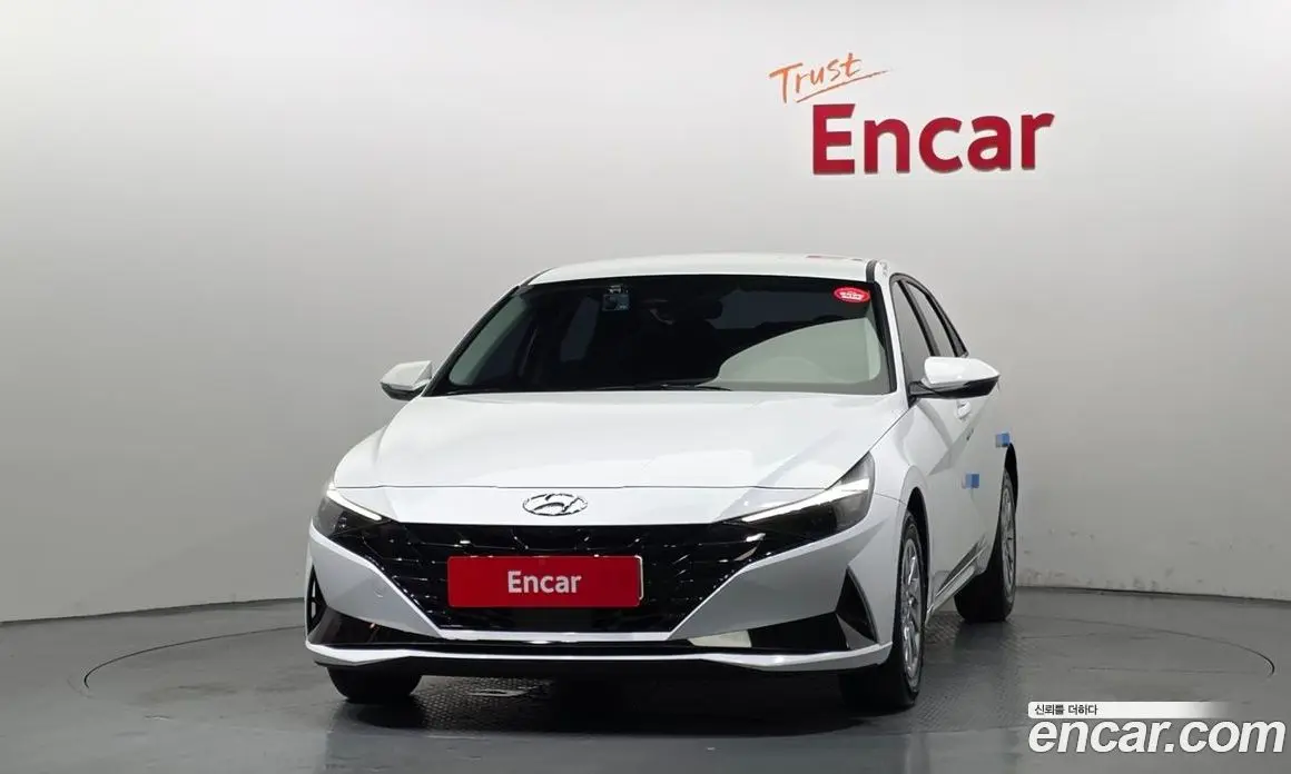 Hyundai Avante 2021 1.6 автомат (гидро), фото 3