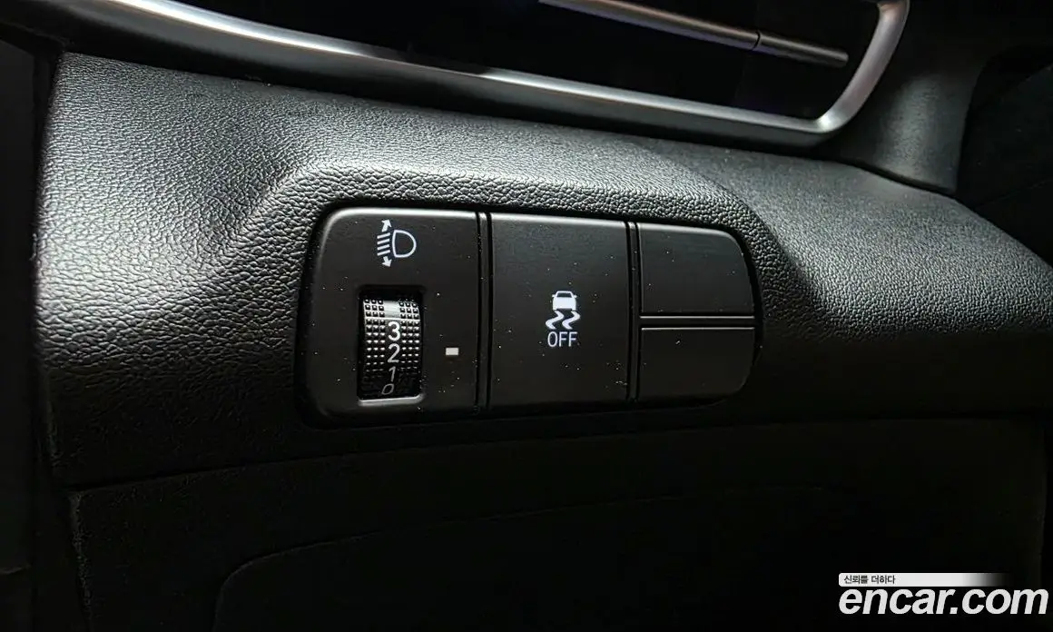 Hyundai Avante 2023 1.6 автомат (гидро), фото 19