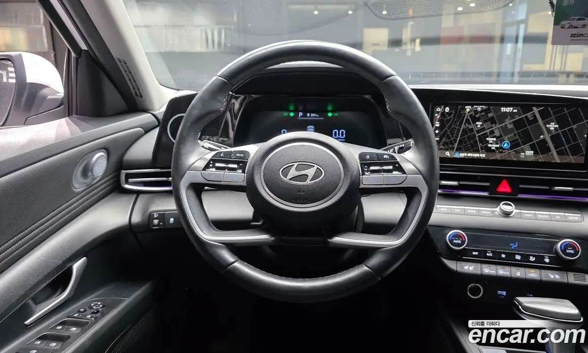 Hyundai Avante 2023 1.6 автомат (гидро), фото 20