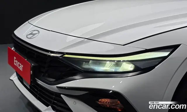 Hyundai Avante 2023 1.6 автомат (гидро), миниатюра 8