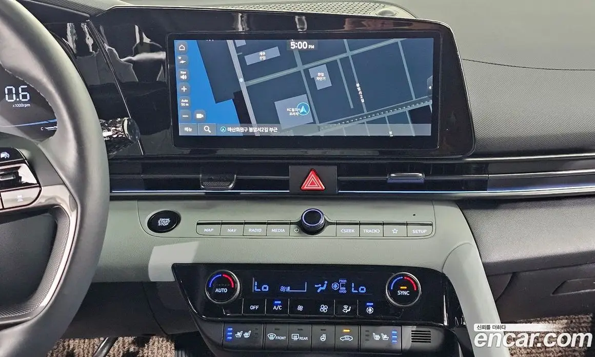Hyundai Avante 2023 1.6 автомат (гидро), фото 19