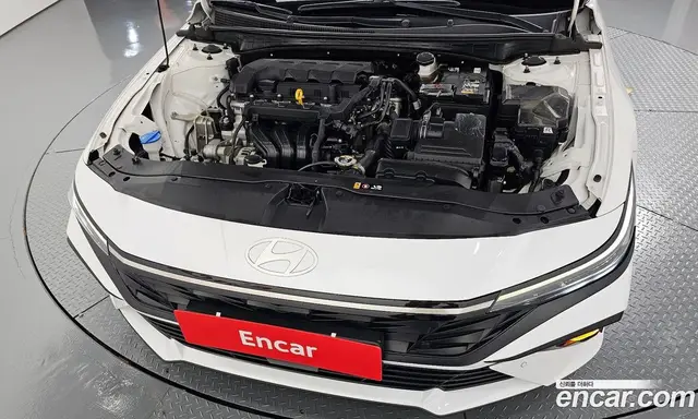 Hyundai Avante 2023 1.6 автомат (гидро), миниатюра 5