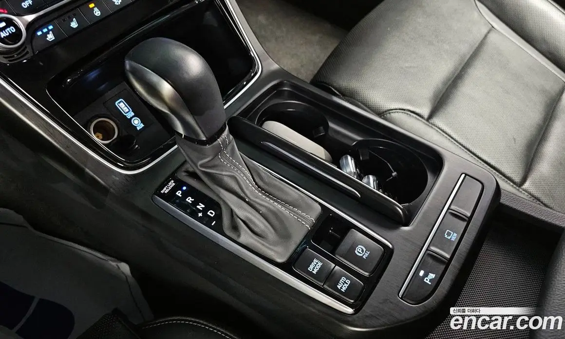 Hyundai Grandeur 2019 2.4 автомат (гидро), фото 12 Hyundai Grandeur 2019 2.4 автомат (гидро), фото 12
