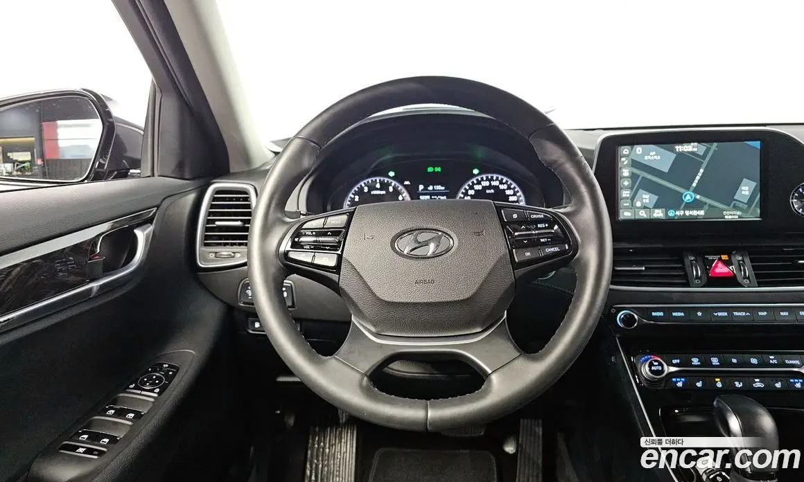 Hyundai Grandeur 2019 2.4 автомат (гидро), фото 18 Hyundai Grandeur 2019 2.4 автомат (гидро), фото 18