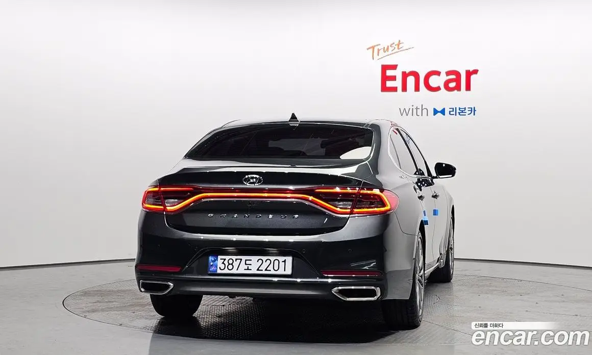 Hyundai Grandeur 2019 2.4 автомат (гидро), фото 4 Hyundai Grandeur 2019 2.4 автомат (гидро), фото 4