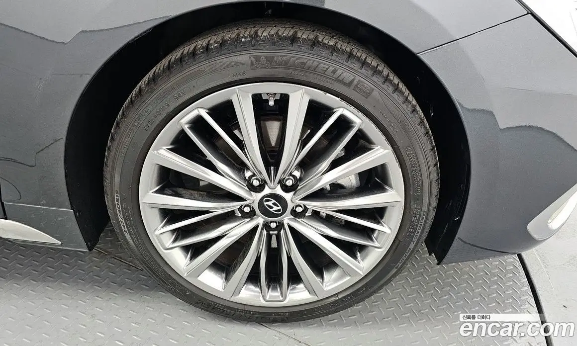 Hyundai Grandeur 2019 2.4 автомат (гидро), фото 7 Hyundai Grandeur 2019 2.4 автомат (гидро), фото 7