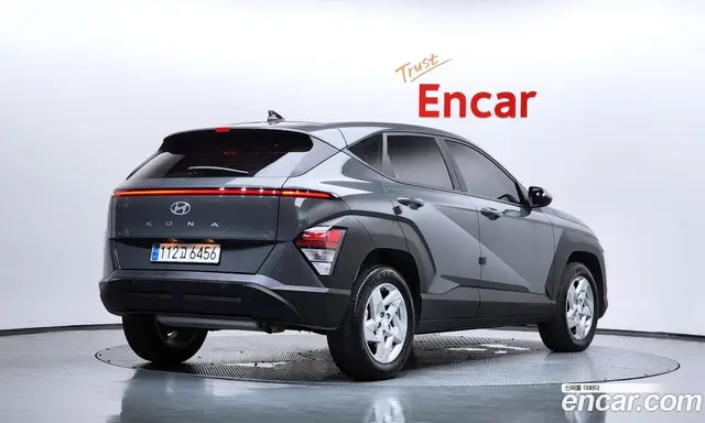 Hyundai Kona 2025 1.6 автомат (гидро), миниатюра 2