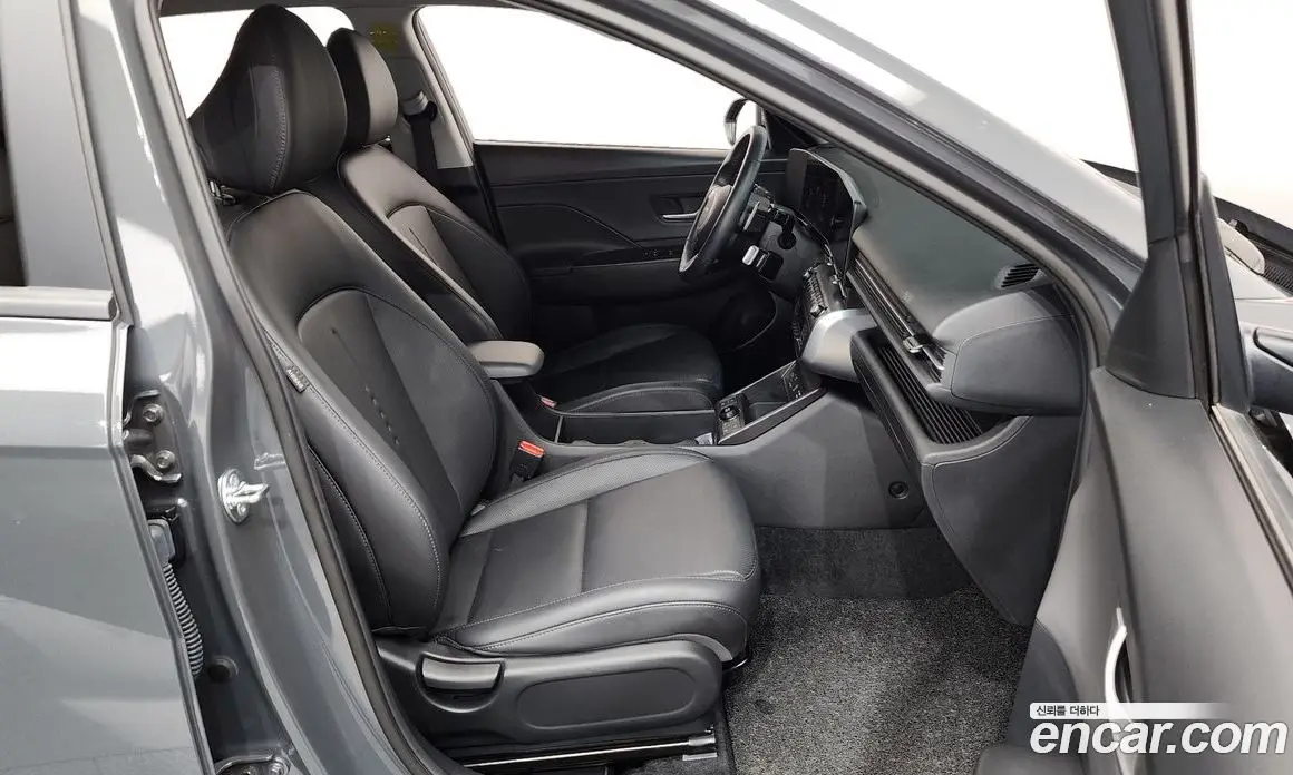 Hyundai Kona 2025 1.6 автомат (гидро), фото 16