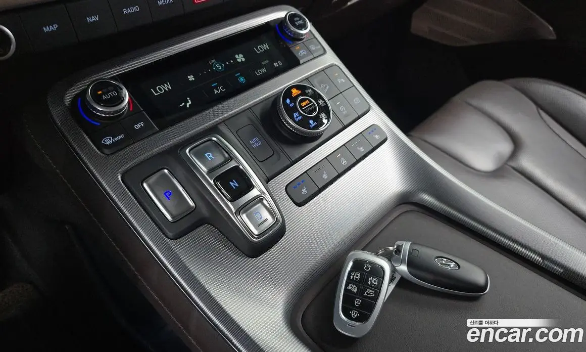 Hyundai Palisade 2024 2.2 автомат (гидро), фото 11