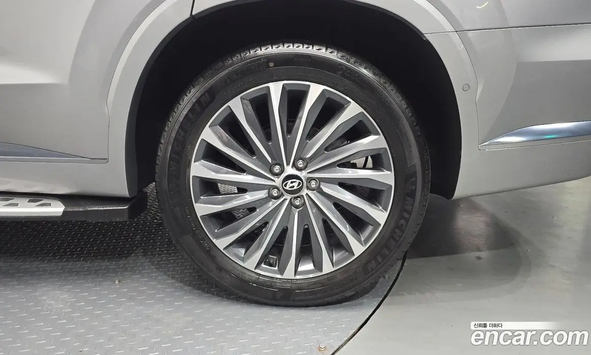 Hyundai Palisade 2024 2.2 автомат (гидро), фото 6