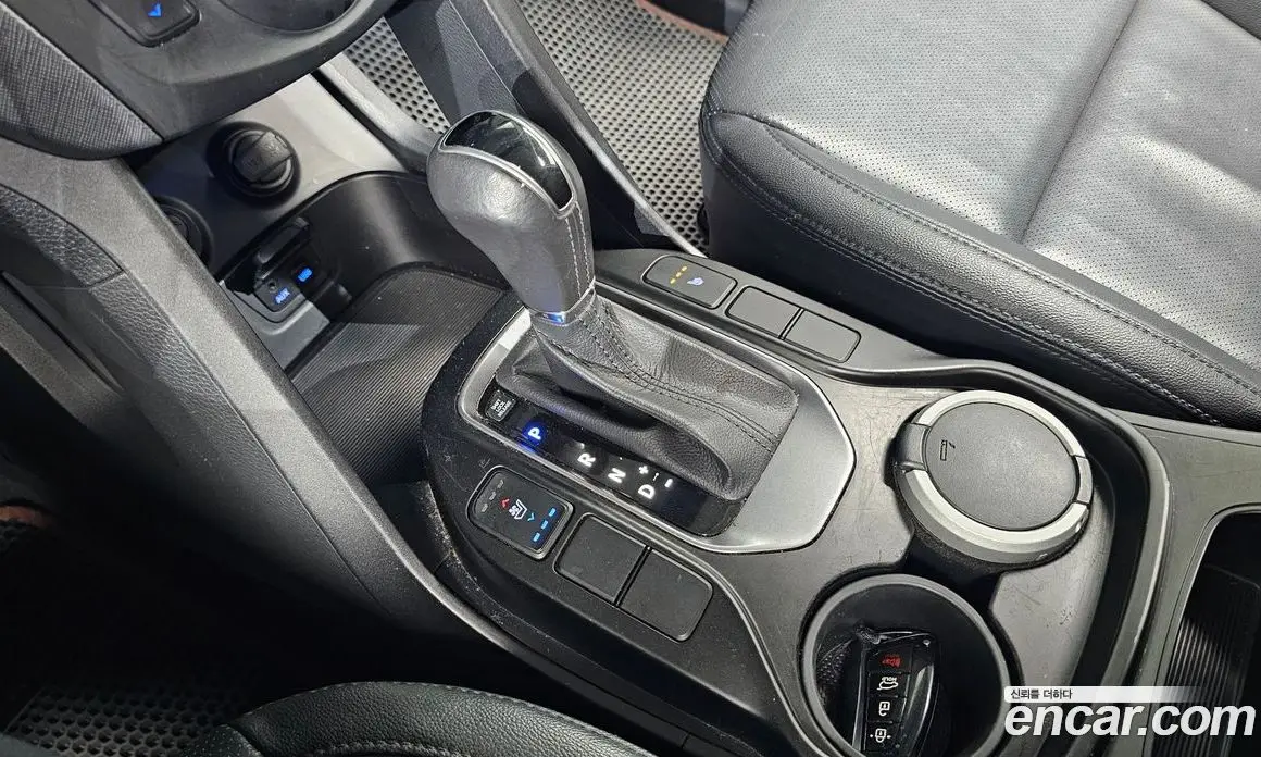 Hyundai Santa Fe 2013 2.0 автомат (гидро), фото 12 Hyundai Santa Fe 2013 2.0 автомат (гидро), фото 12