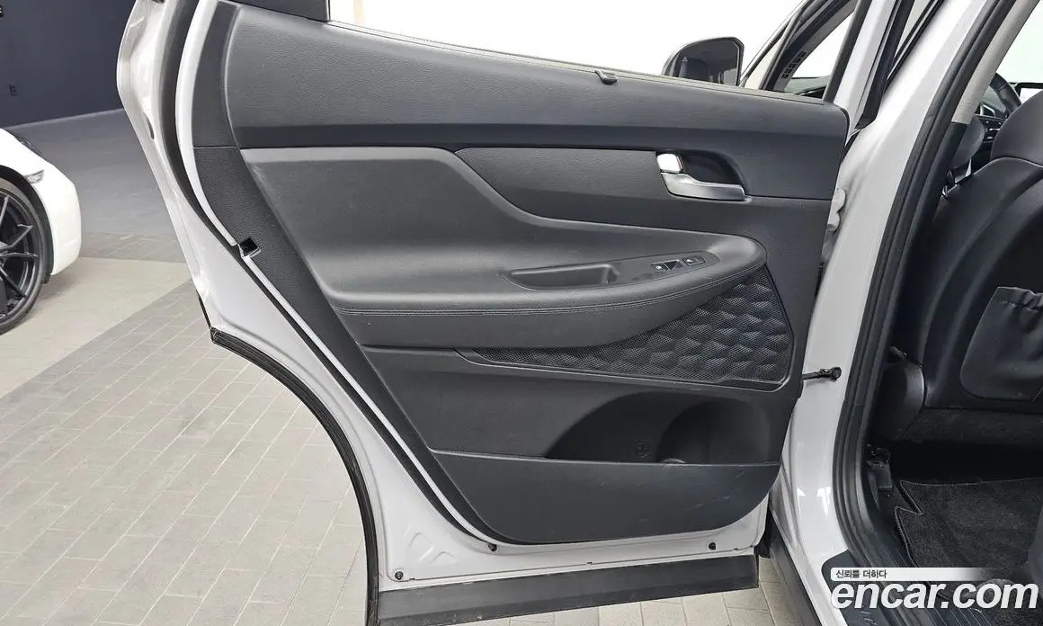 Hyundai Santa Fe 2022 2.2 автомат (гидро), фото 15