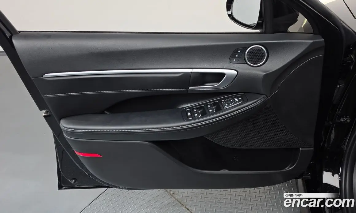 Hyundai Sonata 2024 2.0 автомат (гидро), фото 14