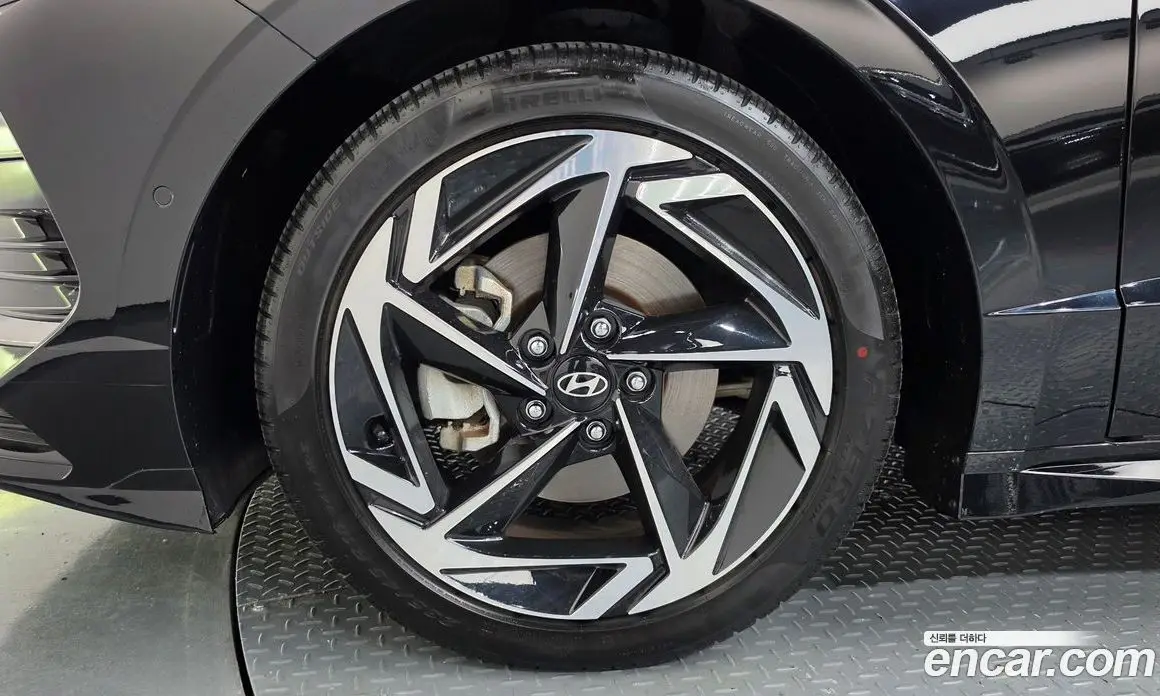 Hyundai Sonata 2024 2.0 автомат (гидро), фото 5