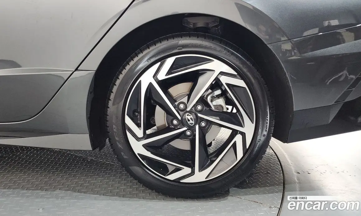 Hyundai Sonata 2026 1.6 автомат (гидро), фото 7