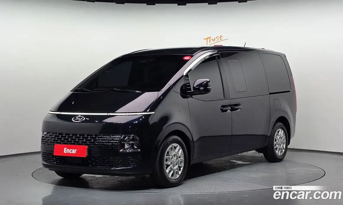 Hyundai Staria 2023 3.5 автомат (гидро), фото 1 Hyundai Staria 2023 3.5 автомат (гидро), фото 1