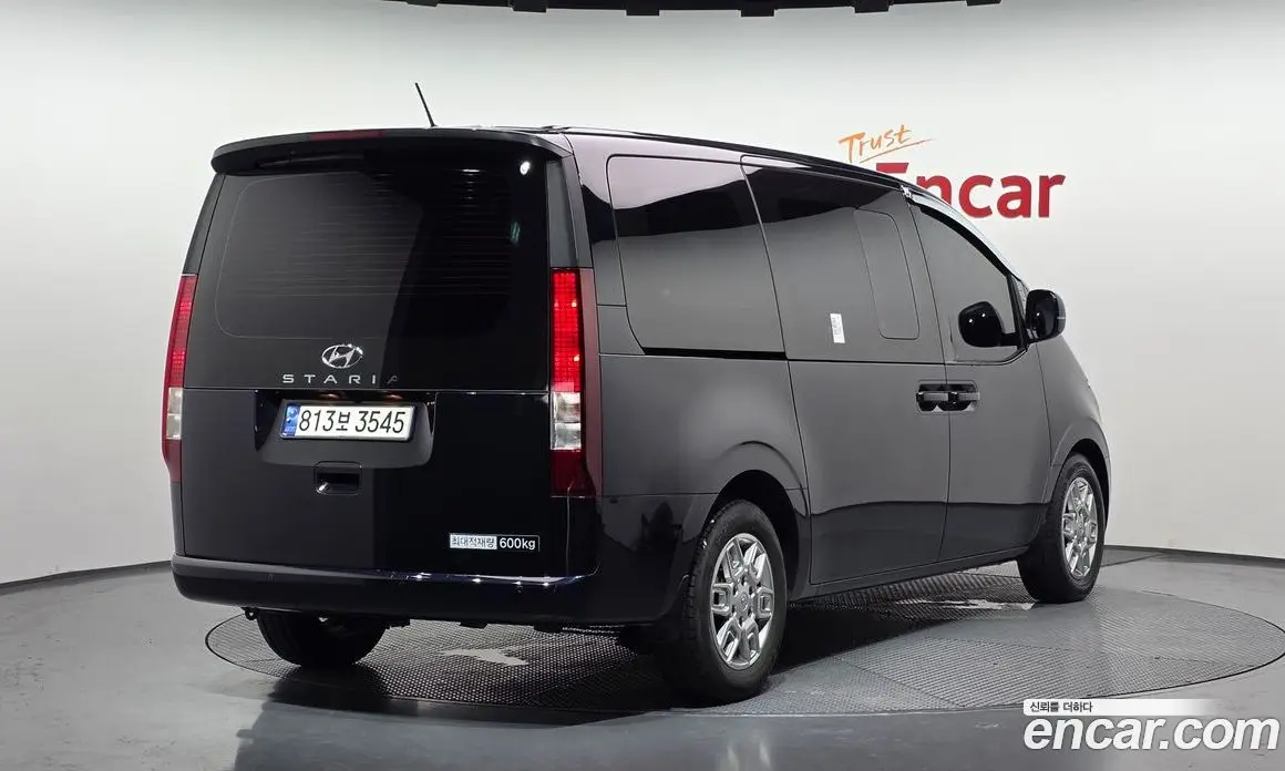 Hyundai Staria 2023 3.5 автомат (гидро), фото 2 Hyundai Staria 2023 3.5 автомат (гидро), фото 2