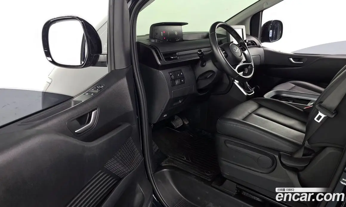 Hyundai Staria 2023 3.5 автомат (гидро), фото 13 Hyundai Staria 2023 3.5 автомат (гидро), фото 13