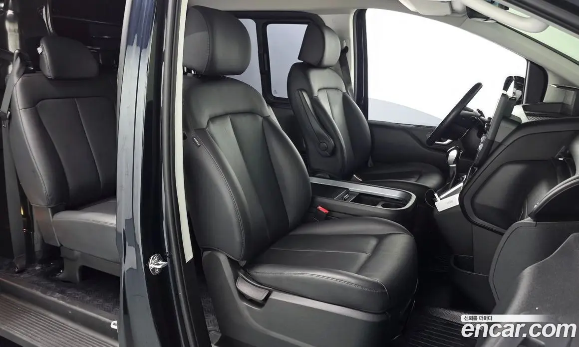 Hyundai Staria 2023 3.5 автомат (гидро), фото 16 Hyundai Staria 2023 3.5 автомат (гидро), фото 16