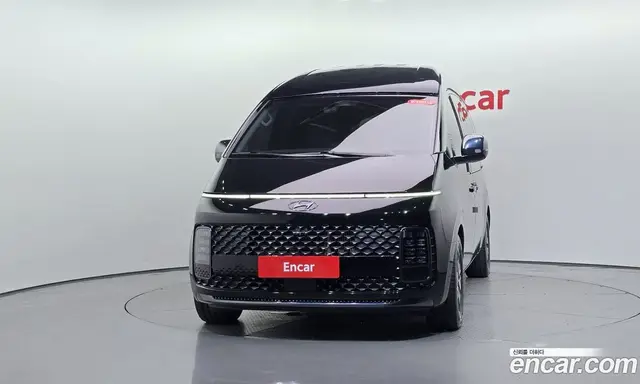 Hyundai Staria 2023 2.2 автомат (гидро), миниатюра 2