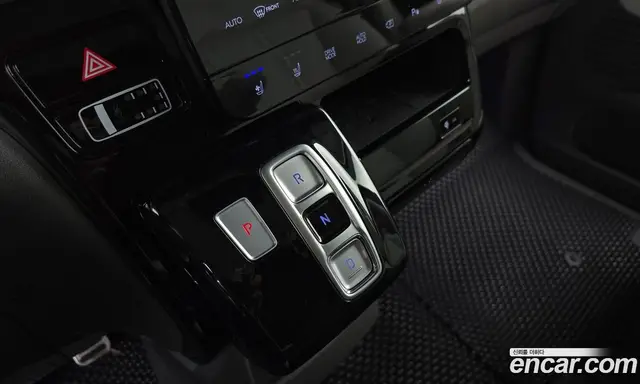 Hyundai Staria 2023 2.2 автомат (гидро), миниатюра 11