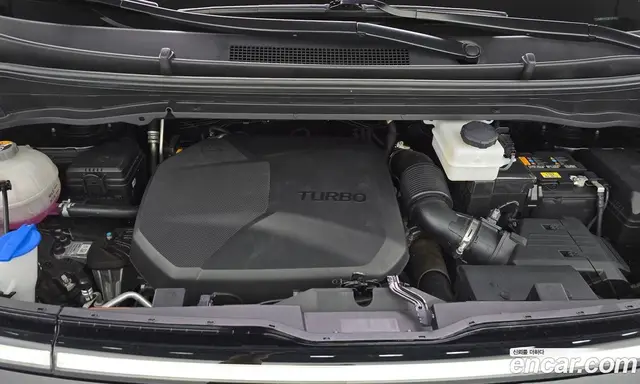Hyundai Staria 2023 2.2 автомат (гидро), миниатюра 5