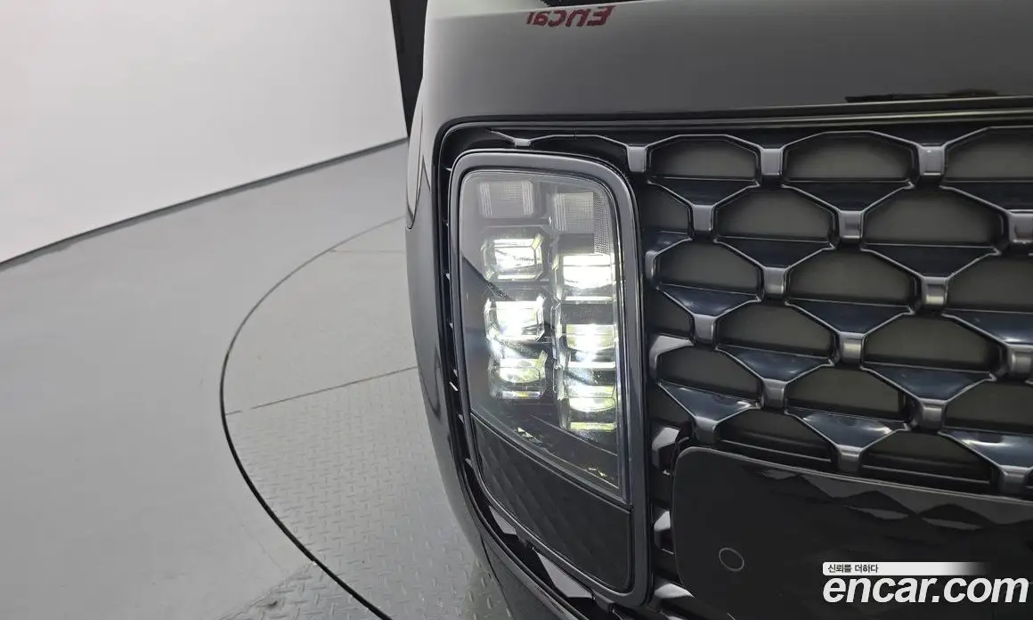 Hyundai Staria 2023 2.2 автомат (гидро), фото 7