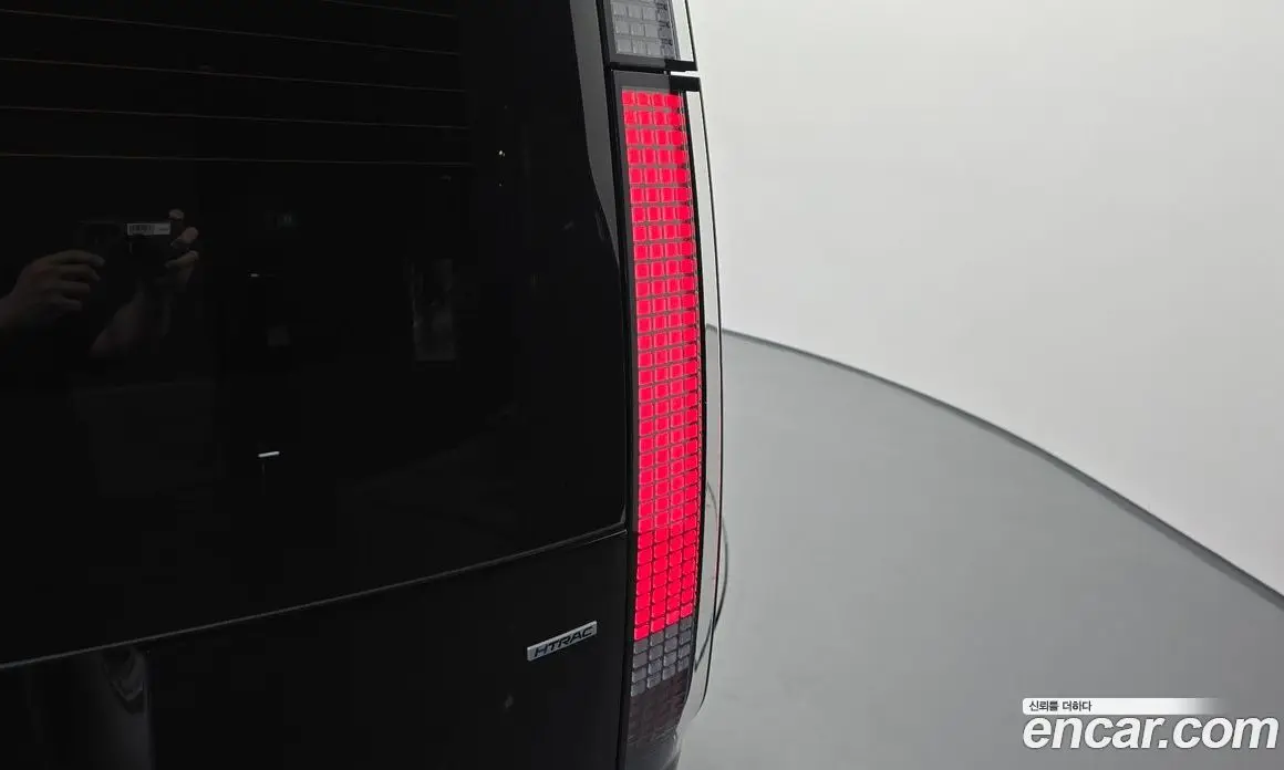 Hyundai Staria 2023 2.2 автомат (гидро), фото 8