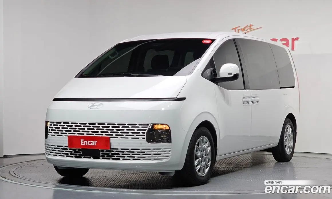 Hyundai Staria 2025 2.2 автомат (гидро), фото 1 Hyundai Staria 2025 2.2 автомат (гидро), фото 1