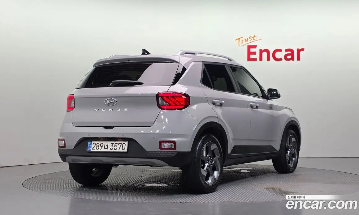 Hyundai Venue 2022 1.6 автомат (гидро), фото 2 Hyundai Venue 2022 1.6 автомат (гидро), фото 2
