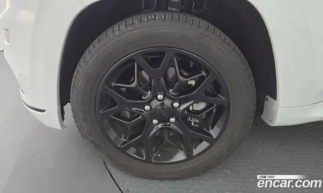 Jeep Cherokee 2021 3.6 автомат (гидро), миниатюра 5 Jeep Cherokee 2021 3.6 автомат (гидро), миниатюра 5