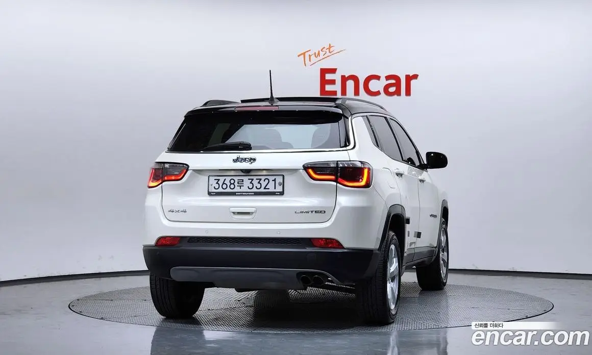 Jeep Compass 2019 2.4 автомат (гидро), фото 4 Jeep Compass 2019 2.4 автомат (гидро), фото 4