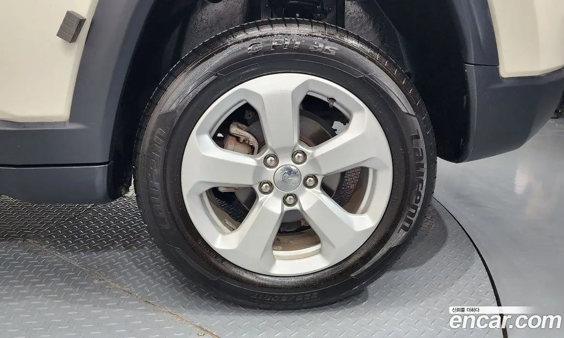 Jeep Compass 2019 2.4 автомат (гидро), фото 7 Jeep Compass 2019 2.4 автомат (гидро), фото 7