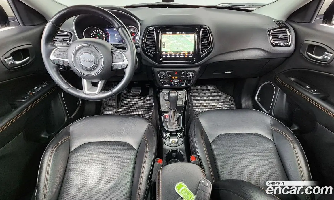 Jeep Compass 2019 2.4 автомат (гидро), фото 10 Jeep Compass 2019 2.4 автомат (гидро), фото 10