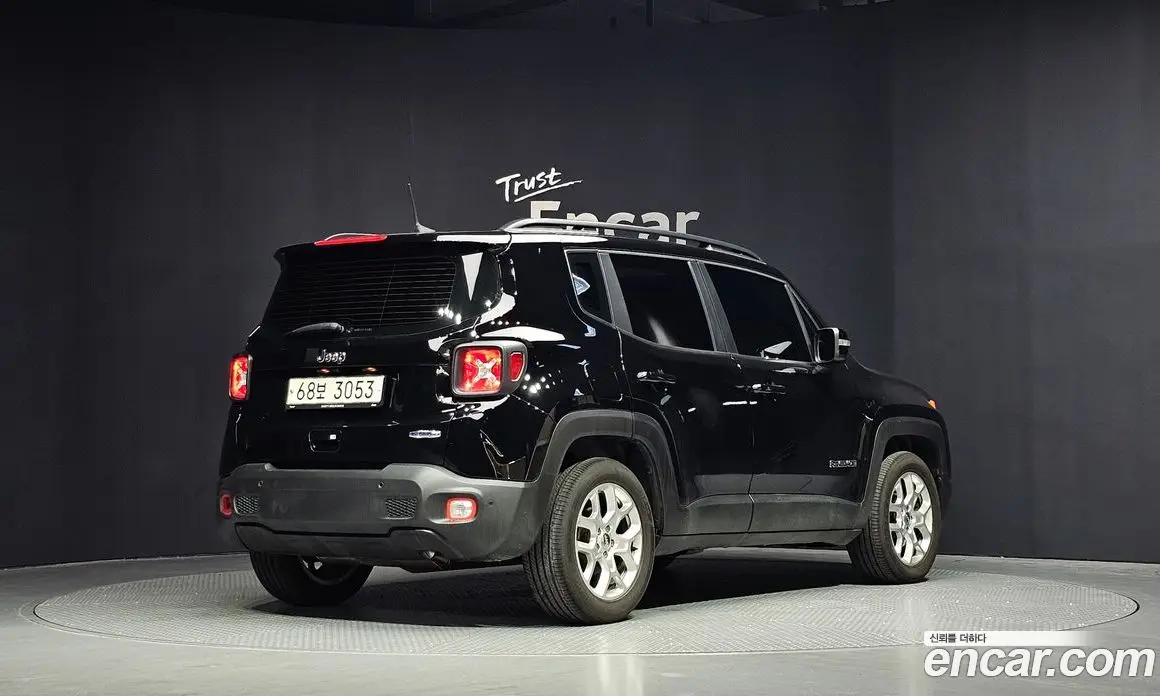 Jeep Renegade 2018 2.4 автомат (гидро), фото 2 Jeep Renegade 2018 2.4 автомат (гидро), фото 2