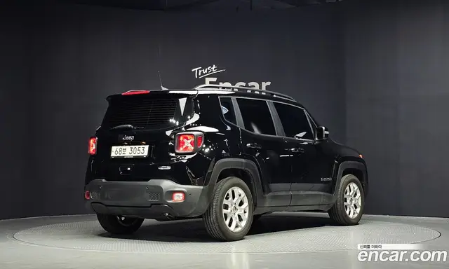 Jeep Renegade 2018 2.4 автомат (гидро), миниатюра 2 Jeep Renegade 2018 2.4 автомат (гидро), миниатюра 2