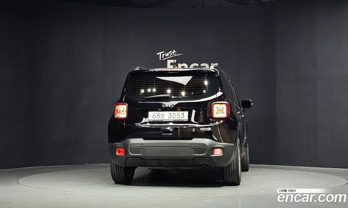 Jeep Renegade 2018 2.4 автомат (гидро), фото 4 Jeep Renegade 2018 2.4 автомат (гидро), фото 4