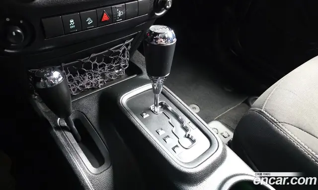 Jeep Wrangler 2017 3.6 автомат (гидро), миниатюра 12