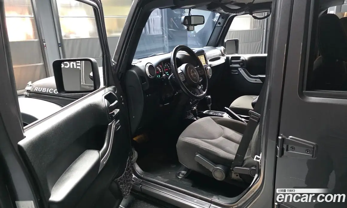 Jeep Wrangler 2017 3.6 автомат (гидро), фото 13 Jeep Wrangler 2017 3.6 автомат (гидро), фото 13