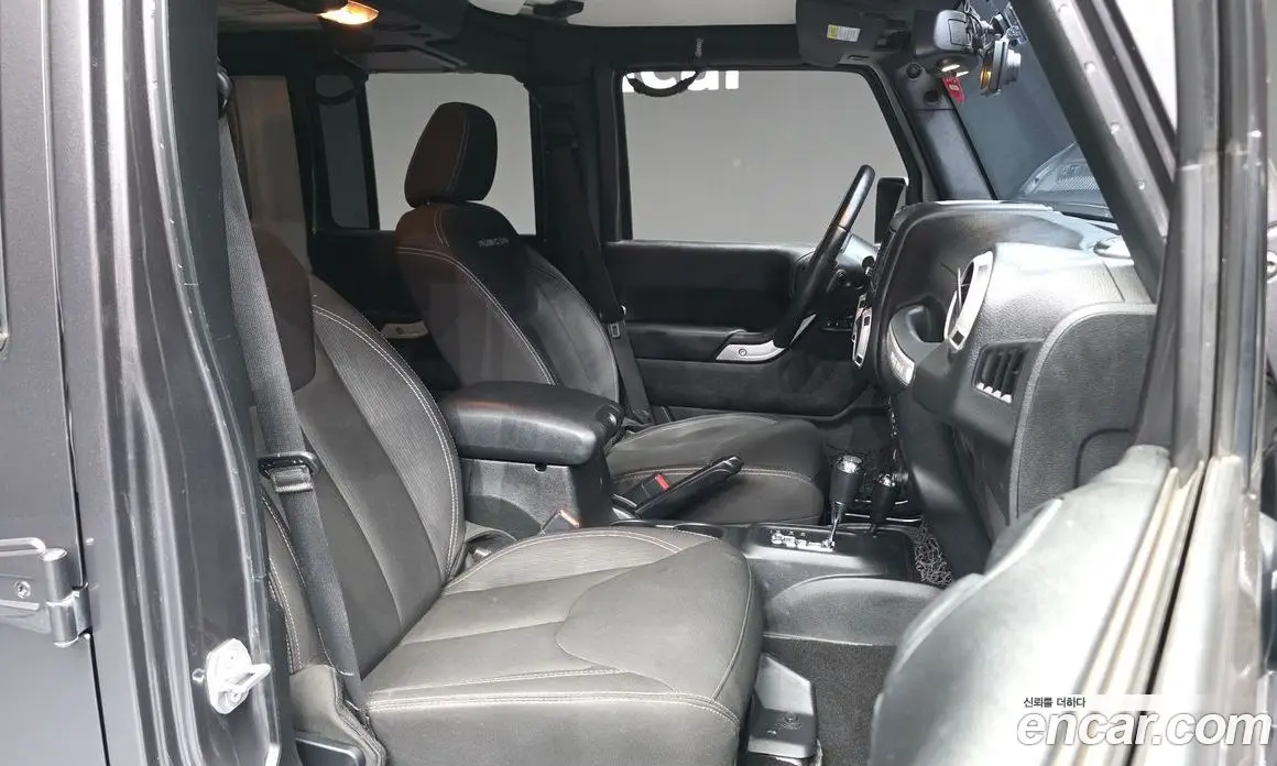 Jeep Wrangler 2017 3.6 автомат (гидро), фото 17 Jeep Wrangler 2017 3.6 автомат (гидро), фото 17