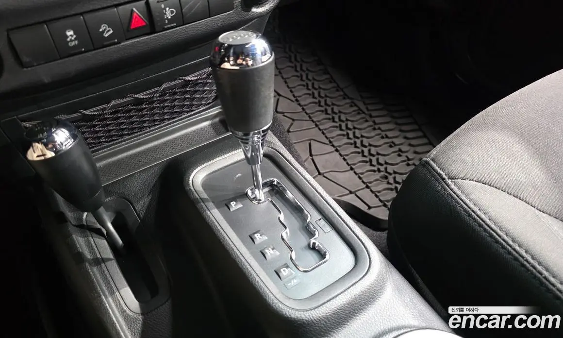 Jeep Wrangler 2017 3.6 автомат (гидро), фото 11