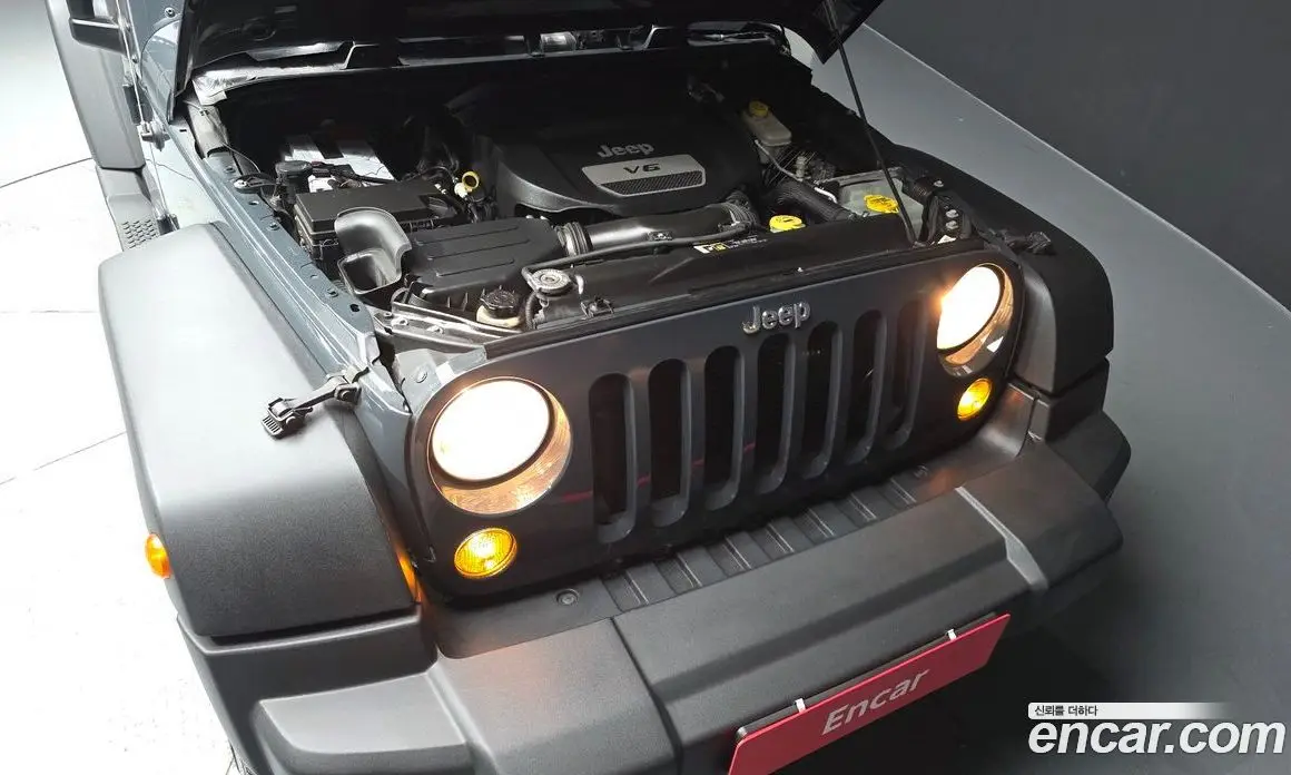 Jeep Wrangler 2017 3.6 автомат (гидро), фото 5