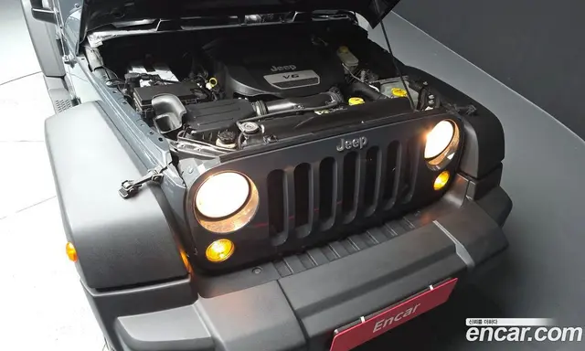 Jeep Wrangler 2017 3.6 автомат (гидро), миниатюра 5