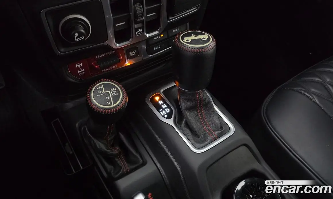 Jeep Wrangler 2018 2.0 автомат (гидро), фото 12 Jeep Wrangler 2018 2.0 автомат (гидро), фото 12
