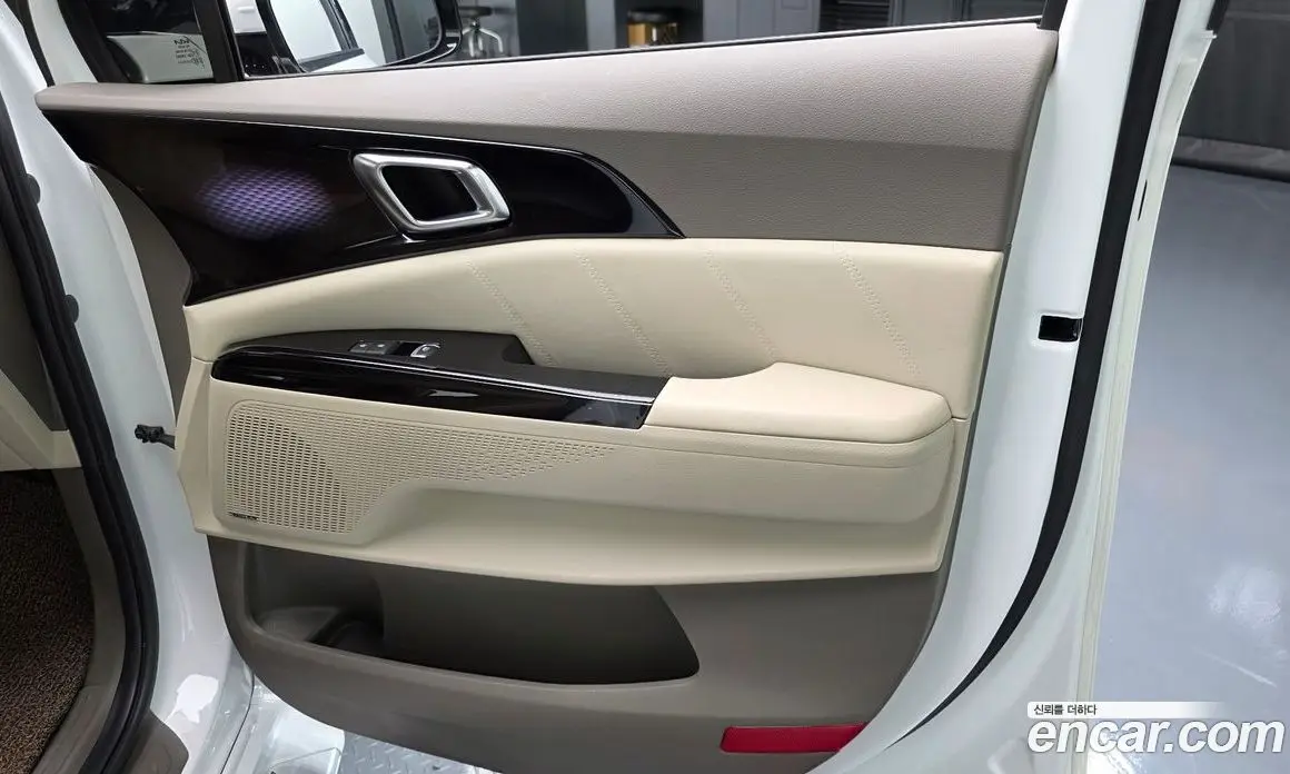 Kia Carnival 2023 2.2 автомат (гидро), фото 13 Kia Carnival 2023 2.2 автомат (гидро), фото 13