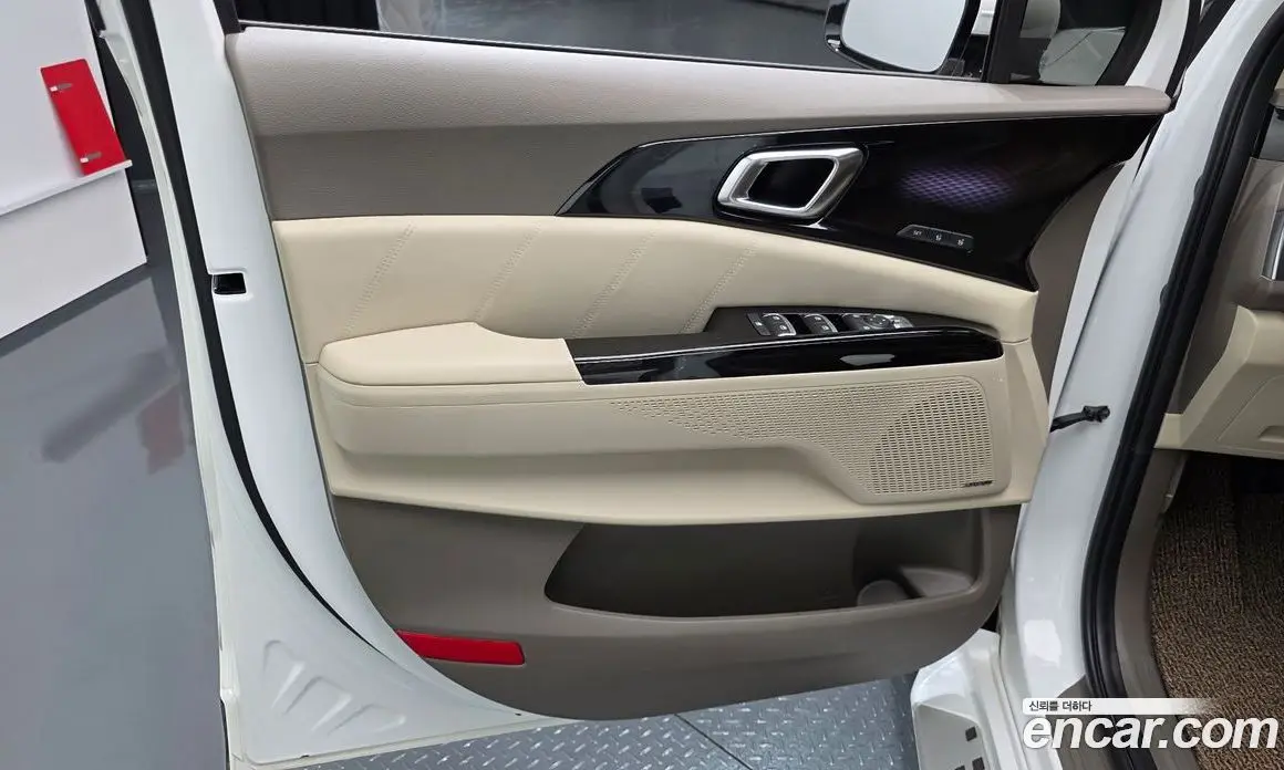Kia Carnival 2023 2.2 автомат (гидро), фото 14 Kia Carnival 2023 2.2 автомат (гидро), фото 14