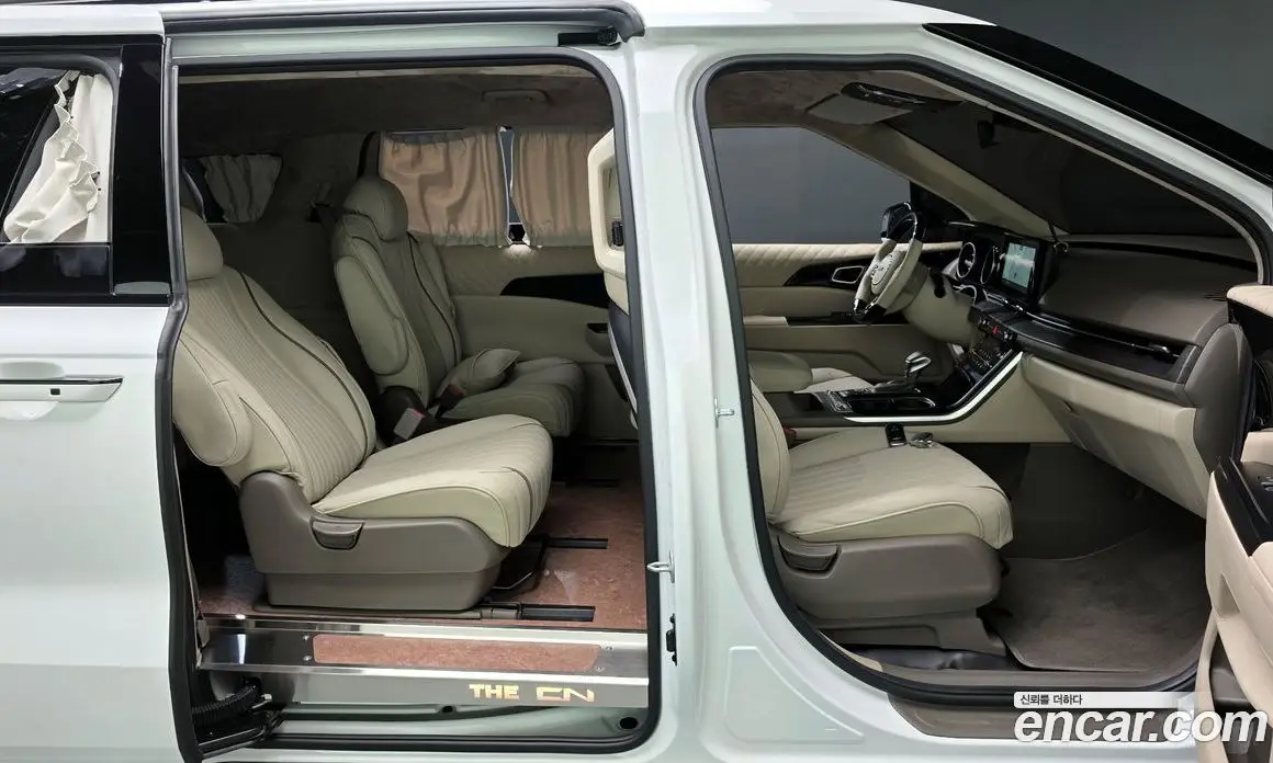 Kia Carnival 2023 3.5 автомат (гидро), фото 16 Kia Carnival 2023 3.5 автомат (гидро), фото 16