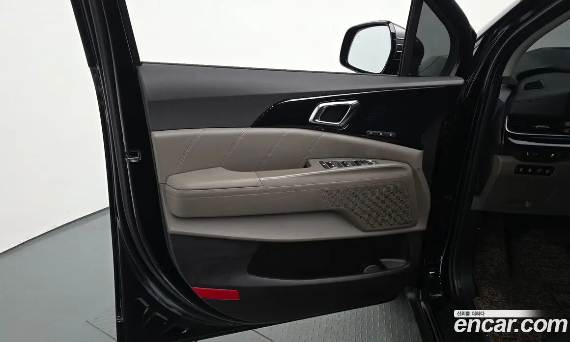Kia Carnival 2024 1.6 автомат (гидро), фото 14